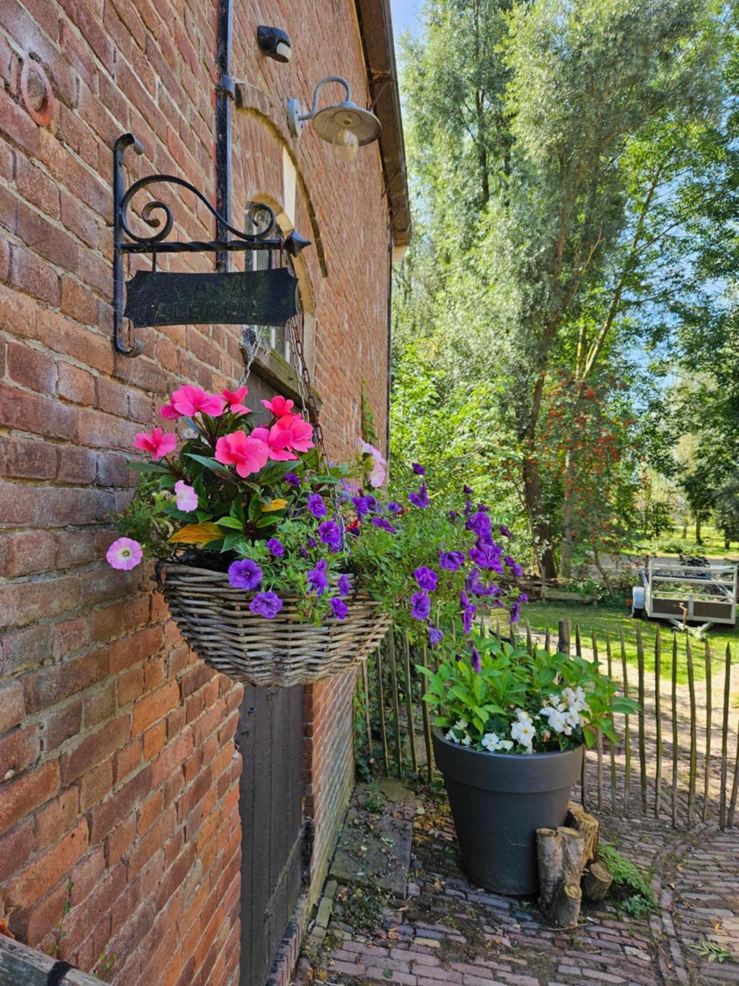 De Zeeuwsche Hoeve Kerkwerve Exterior photo